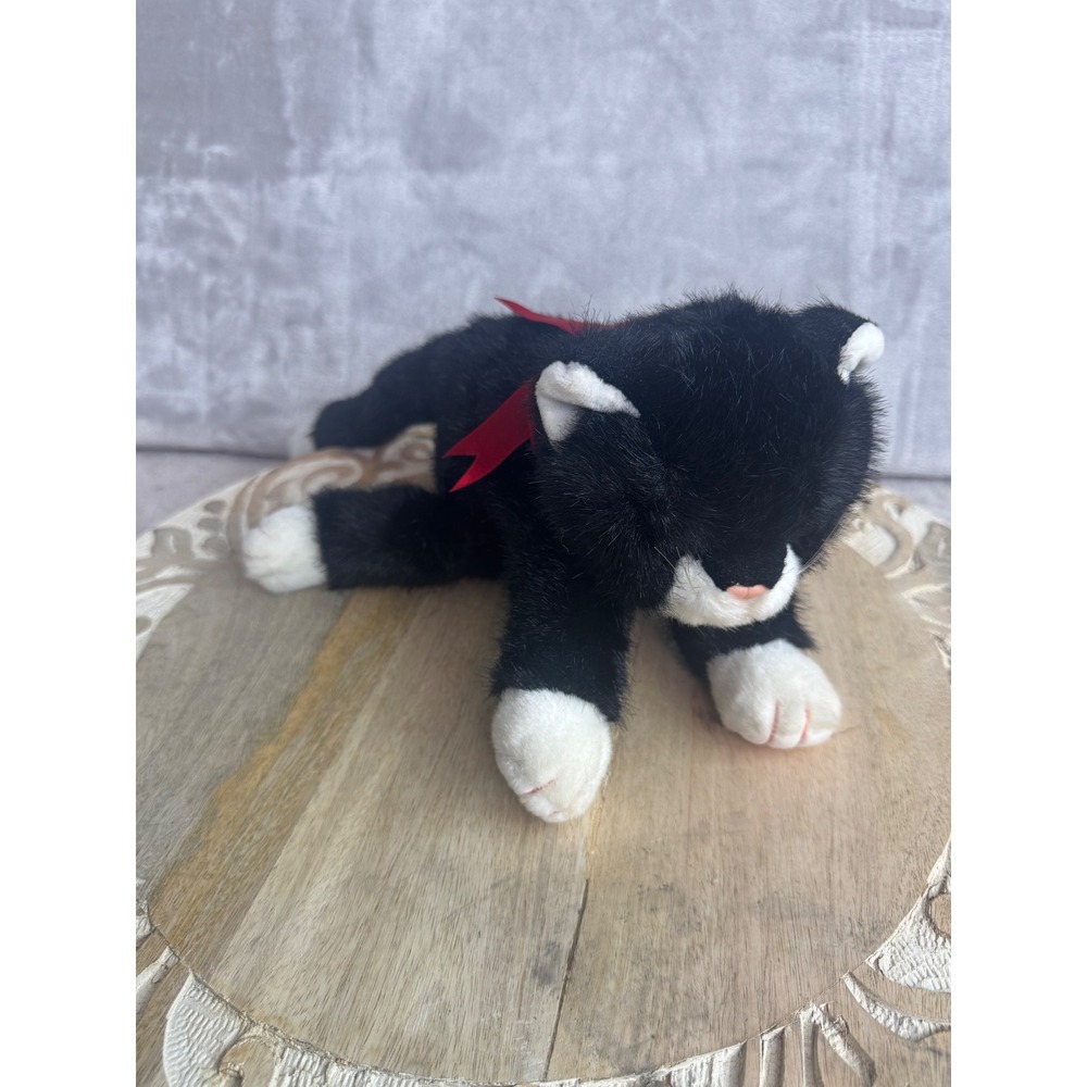 Ty Beanie Baby Zip the Black Cat 1997 Vintage Tuxedo Plush Red Ribbon Tush Tag